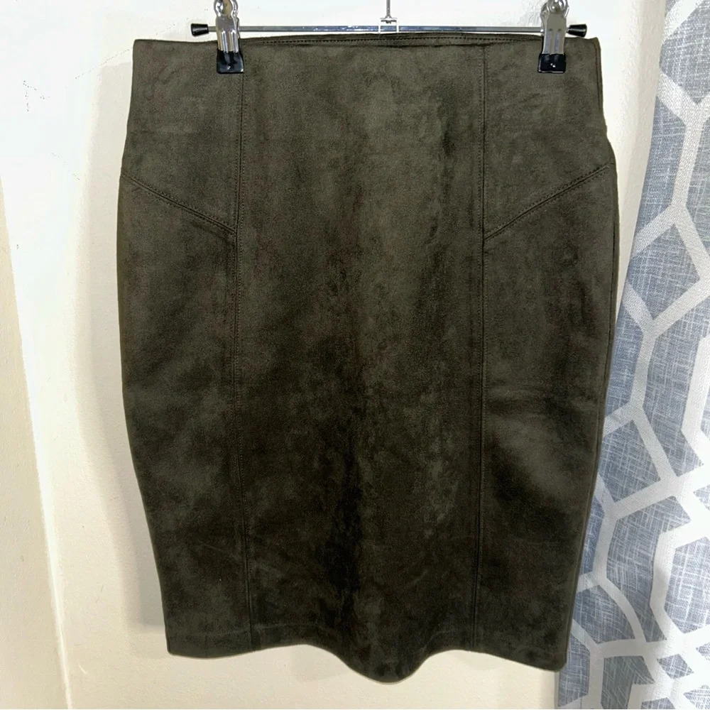 Marc New York Olive Green Suede Pencil Skirt, size XS